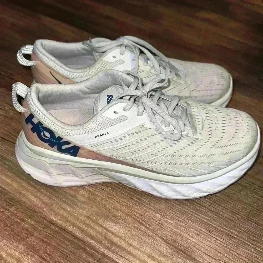 Hoka One‎ One Women’s Arahi 4 Nimbus Cloud Lunar Rock Running Shoes Size …